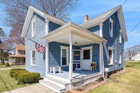 150 W 1st St, Perry, MI 48872