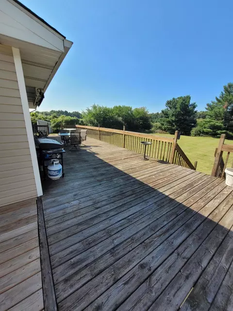 5502 Benton Rd, Jackson, MI 49201 photo 3