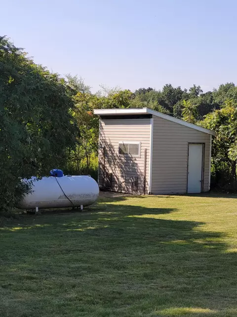 5502 Benton Rd, Jackson, MI 49201 photo 6