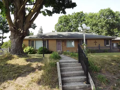 1201 Cricklewood St SW, Wyoming, MI 49509