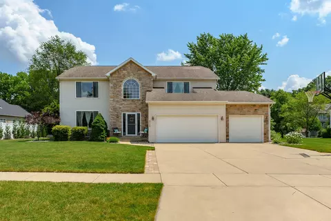 9705 Southern Oaks Ct, Portage, MI 49002