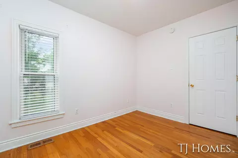 932 James St, Belding, MI 48809 photo 13