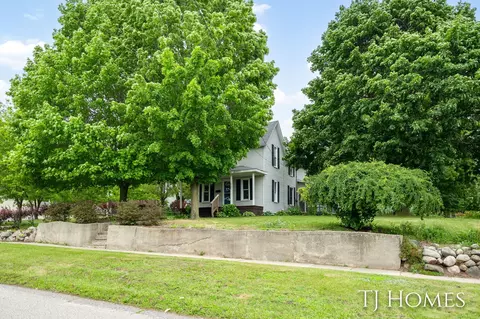 932 James St, Belding, MI 48809 photo 30