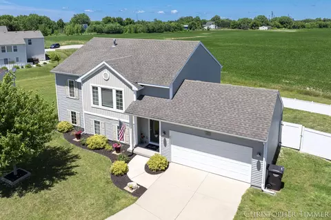 1923 Green View Ct, Zeeland, MI 49464