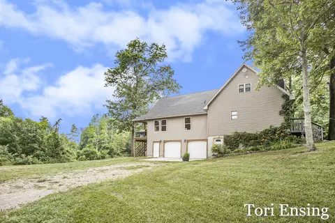 9634 Amsden Rd, Fenwick, MI 48834 photo 5