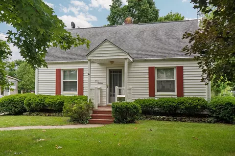 316 W Patterson St, Tecumseh, MI 49286 photo 2