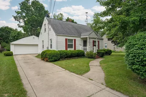 316 W Patterson St, Tecumseh, MI 49286 photo 3