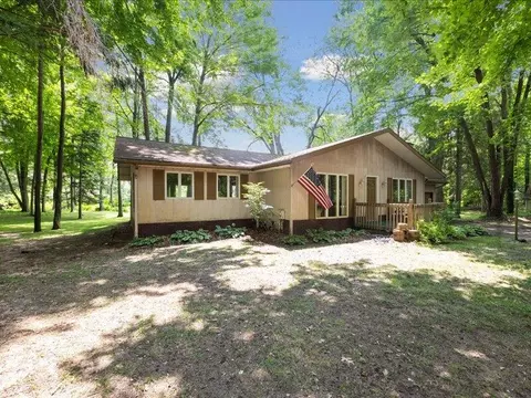 3092 Whipple Rd, Jackson, MI 49201 photo 2