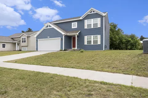 425 White Pine Ct, Belding, MI 48809 photo 3