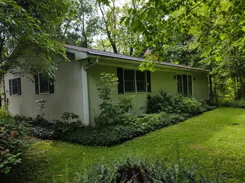 141 Quail St, Battle Creek, MI 49037
