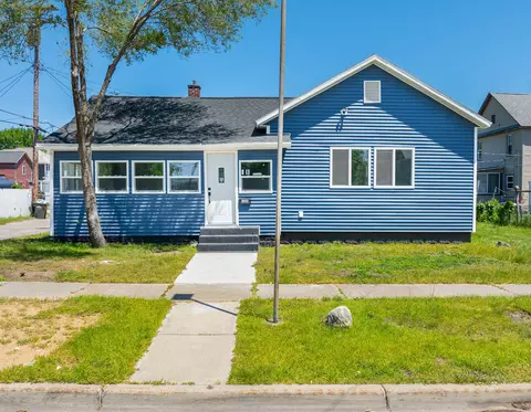 1234 7th St, Muskegon, MI 49440