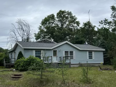 11543 N Twin Lakes Shores Dr, Irons, MI 49644