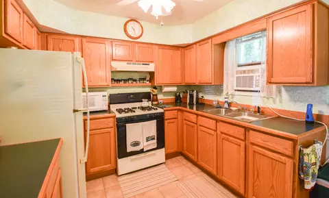 5592 Paradise Dr, Reading, MI 49274 photo 8