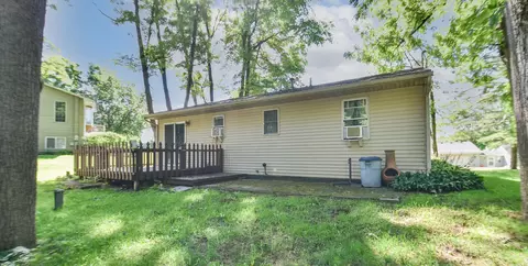 5592 Paradise Dr, Reading, MI 49274 photo 2