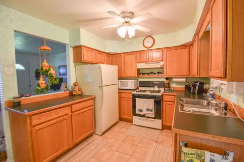 5592 Paradise Dr, Reading, MI 49274 photo 7