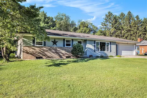 718 Gabardine Ave, Portage, MI 49002