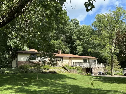 69901 Brush Rd, Edwardsburg, MI 49112