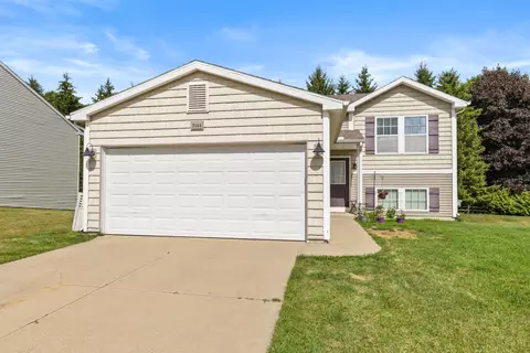 5144 Red River Ave SW, Grandville, MI 49418