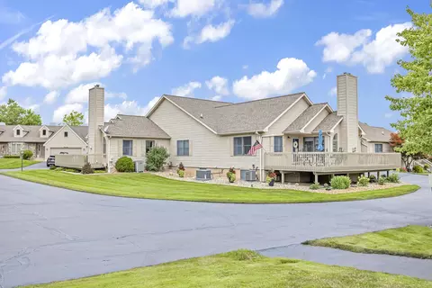 4233 Fairway Ln, Jackson, MI 49201