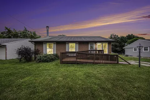 145 Pleasant Knoll Dr, Adrian, MI 49221