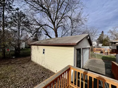 1818 Mcphail St, Flint, MI 48503 photo 3