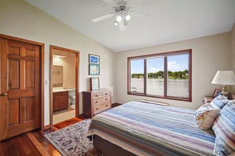 Bedroom - 11950 Bunday Dr, Jerome, MI 49249 photo 3 of 11