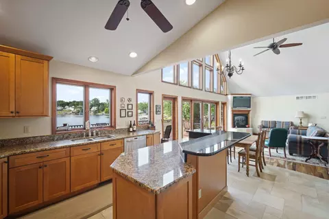Kitchen - 11950 Bunday Dr, Jerome, MI 49249 photo 6 of 7