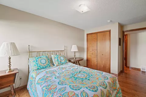 Bedroom - 11950 Bunday Dr, Jerome, MI 49249 photo 6 of 11