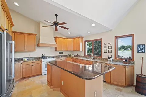 Kitchen - 11950 Bunday Dr, Jerome, MI 49249 photo 2 of 7