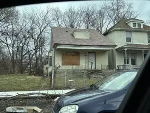 7520 Hanover St, Detroit, MI 48206