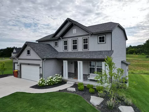 1536 Wales Rd SE, Lowell, MI 49331