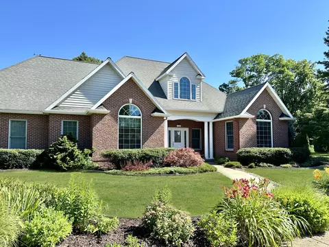 3787 Strawberry Row, Bridgman, MI 49106