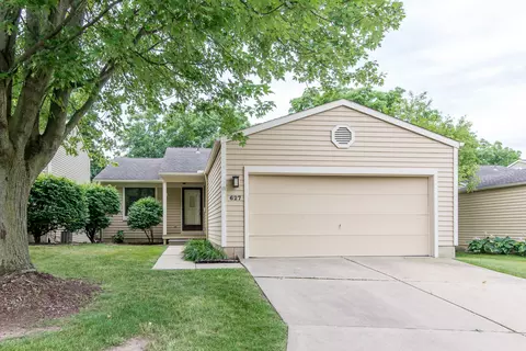 627 Woodcreek Cir, Saline, MI 48176