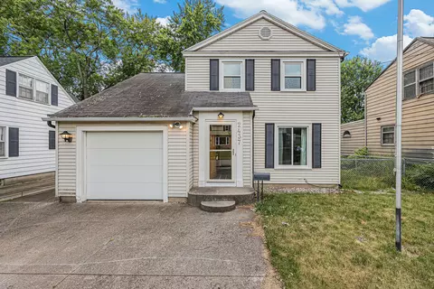 2437 Almont Ave SE, Grand Rapids, MI 49507