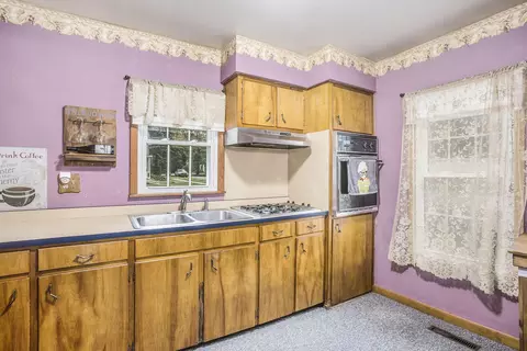 580 White Pigeon St, Constantine, MI 49042 photo 11