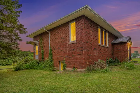 6477 Clymer Rd, Coloma, MI 49038
