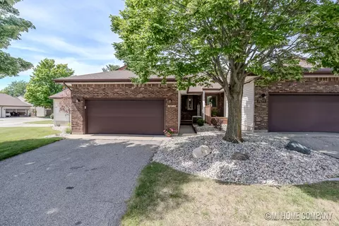 3273 Greenvale Ct, Hudsonville, MI 49426