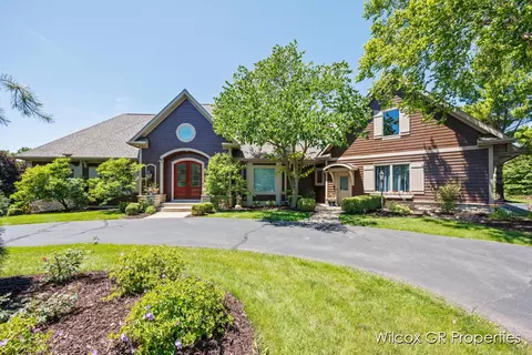 5660 Treebrook Ct NE, Ada, MI 49301 photo 2