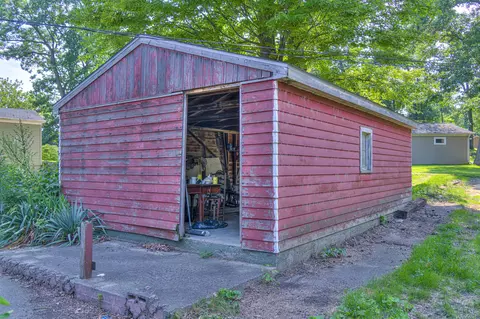 4231 Donnely Rd, Jackson, MI 49201 photo 5