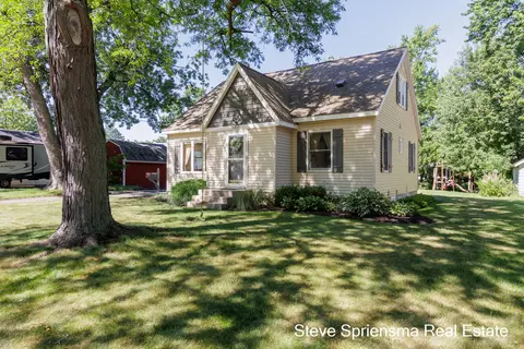5455 Marlin Ave, Hudsonville, MI 49426