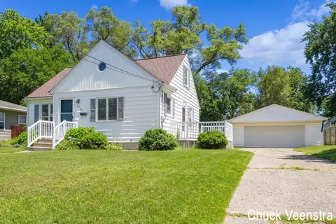 2900 Woodward Ave SW, Wyoming, MI 49509