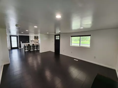 Living - 9337 Hoffman Rd, Maybee, MI 48159 photo 2 of 3