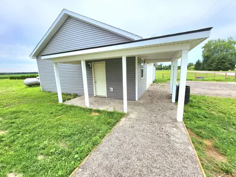 Exterior - 9337 Hoffman Rd, Maybee, MI 48159 photo 10 of 28