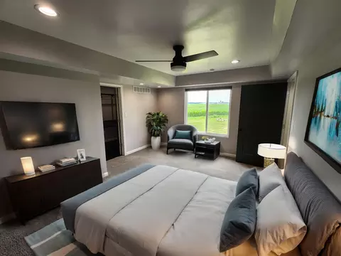 Bedroom - 9337 Hoffman Rd, Maybee, MI 48159 photo 1 of 12
