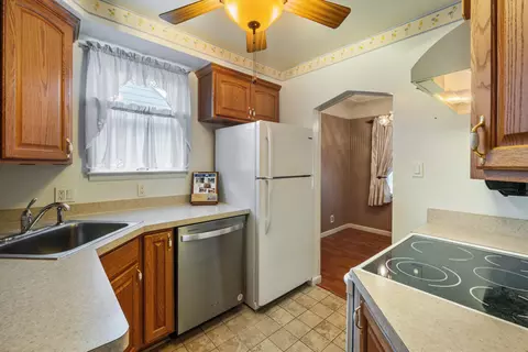 4256 Mildred St, Wayne, MI 48184 photo 15