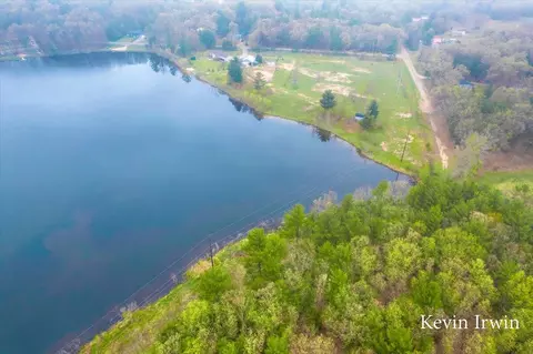 6229 Ewing Rd, Twin Lake, MI 49457
