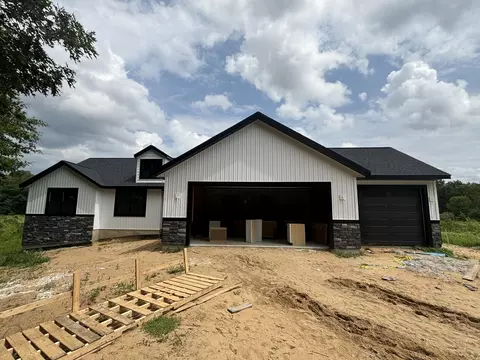 13722 Sunny Ln, Grand Haven, MI 49417