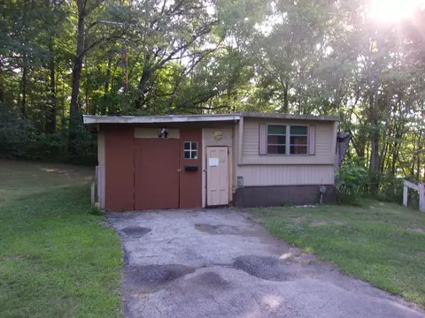 13500 S Jones Rd, Battle Creek, MI 49017