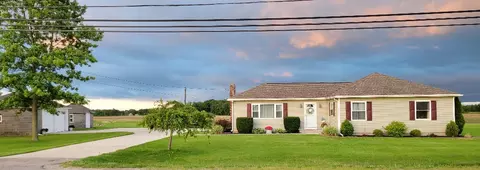 62021 New Haven Rd, Ray, MI 48096