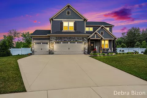 1243 Starlite Dr SW, Byron Center, MI 49315